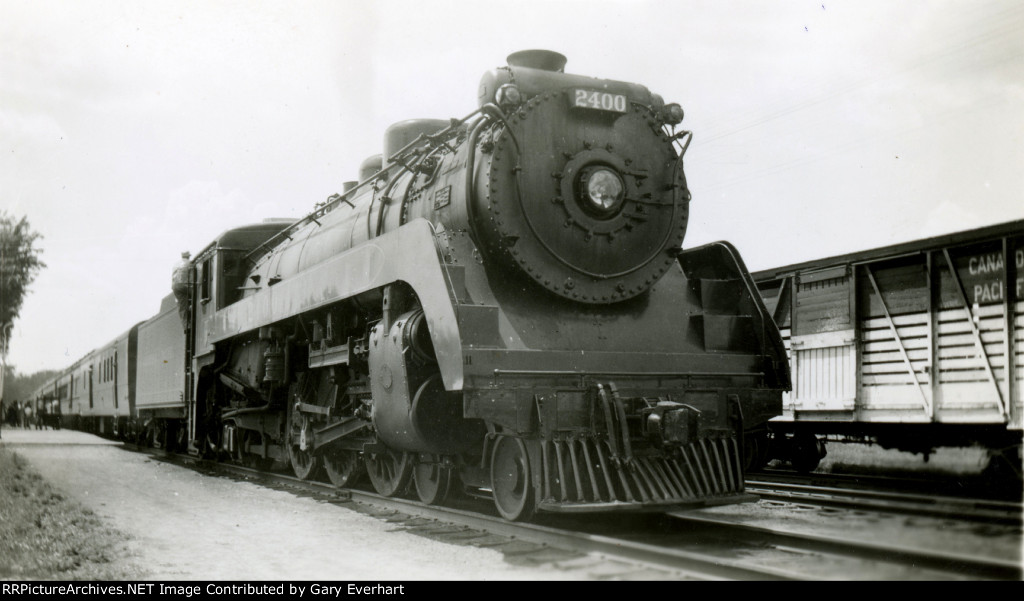 CP 4-6-2 #2400 - Canadian Pacific